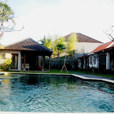 Pondok Alit Resort Seminyak  Exterior photo