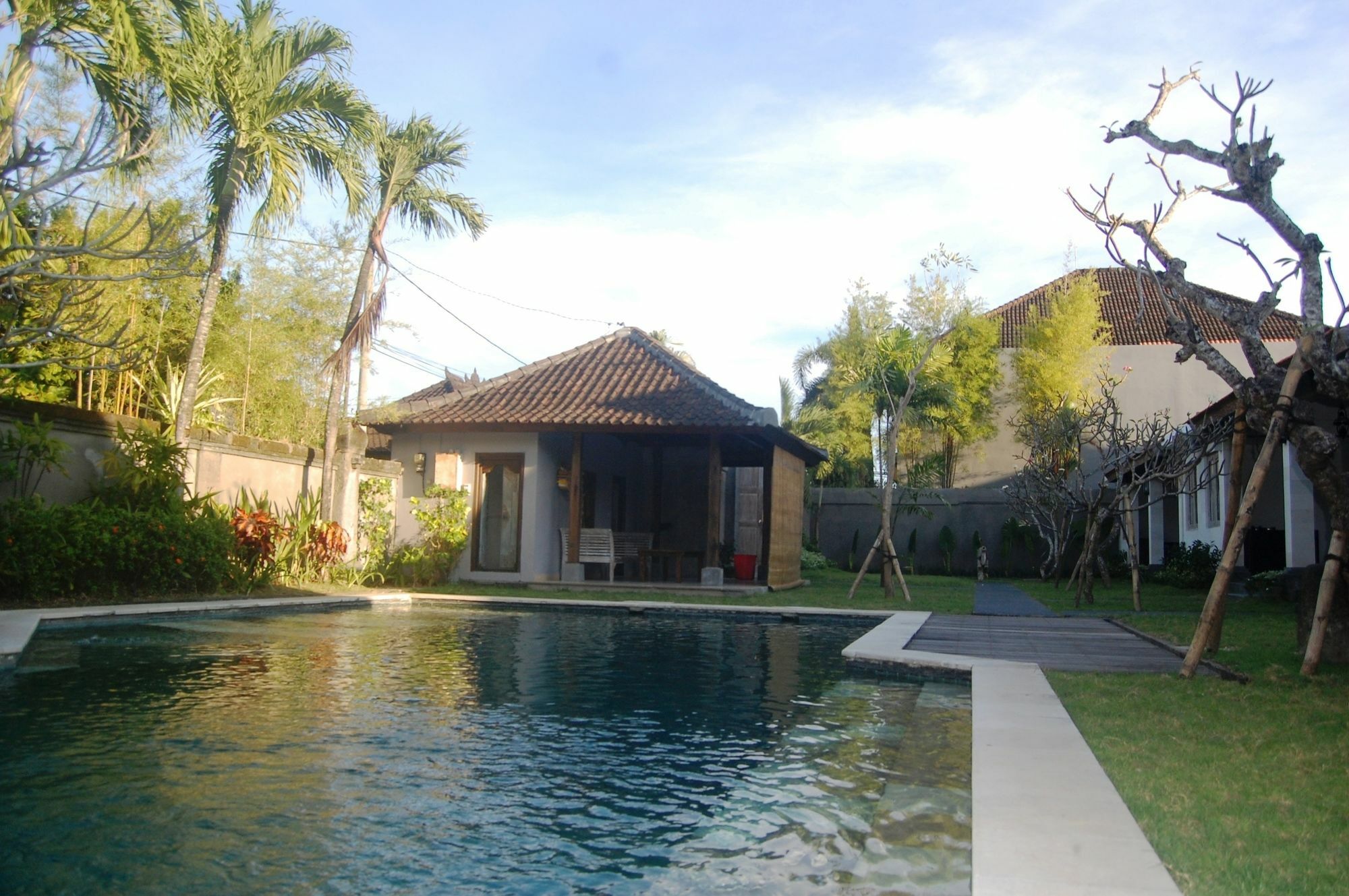 Pondok Alit Resort Seminyak  Exterior photo